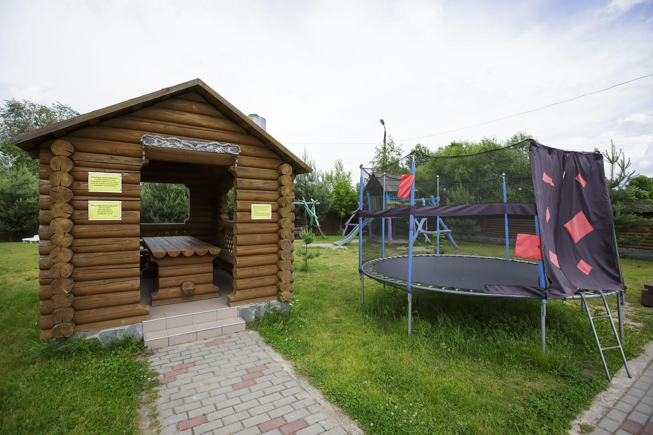 Trembita Hotel Chust Zewnętrze zdjęcie
